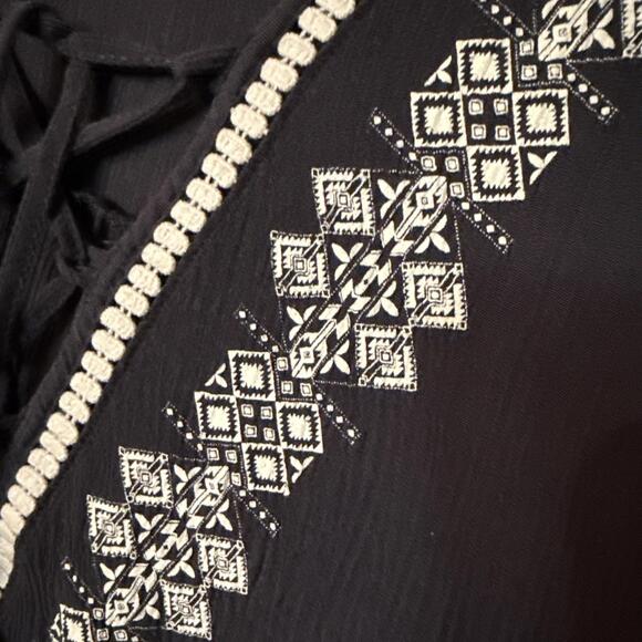 EUC Dark Gray Clover & Scout Long Bell Sleeve V Neck Boho Tunic Blouse 2X - Picture 6 of 7